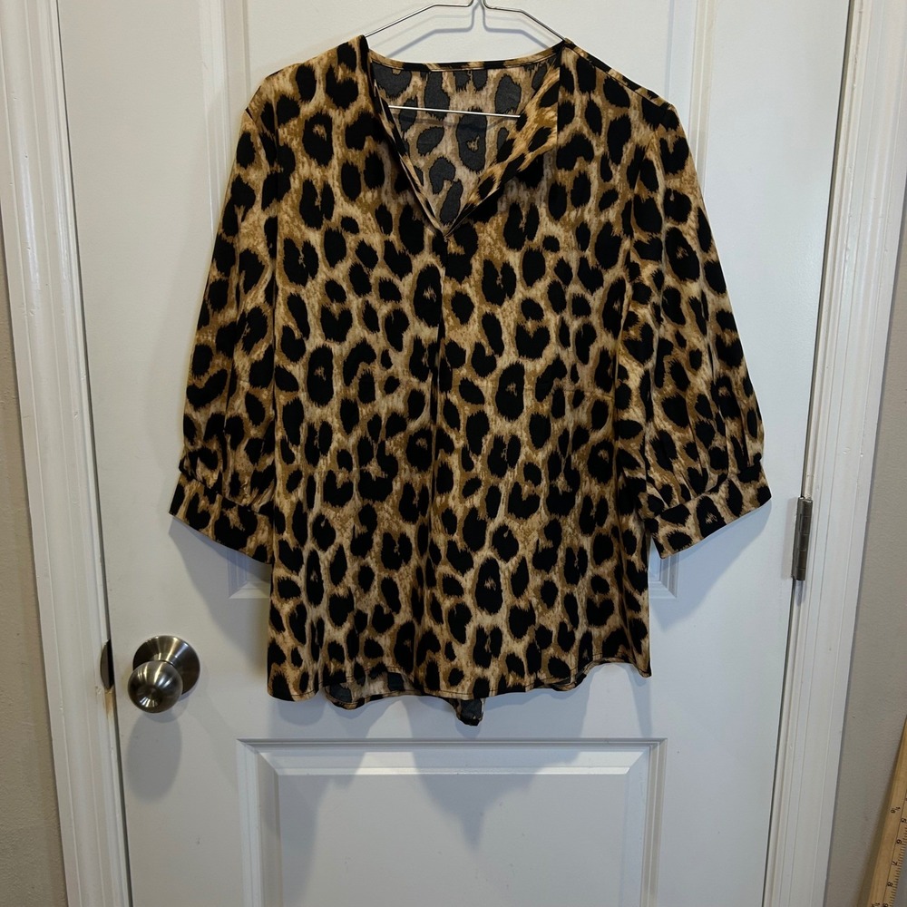Unbranded Women Blouse Leopard Print Tan Black Size L